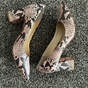 Marc Fisher Viviene pumps Snakeskin Pattern Block Heel Pumps